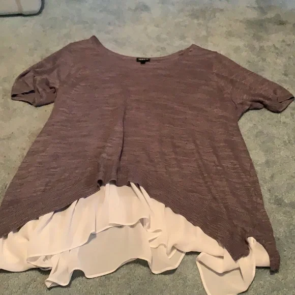TORRID Gray Flutter Blouse 2X - Picture 3 of 3
